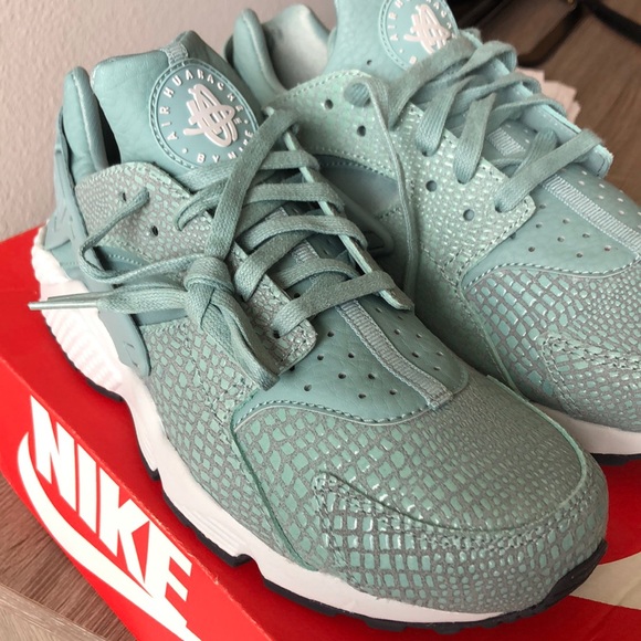 nike air huarache print